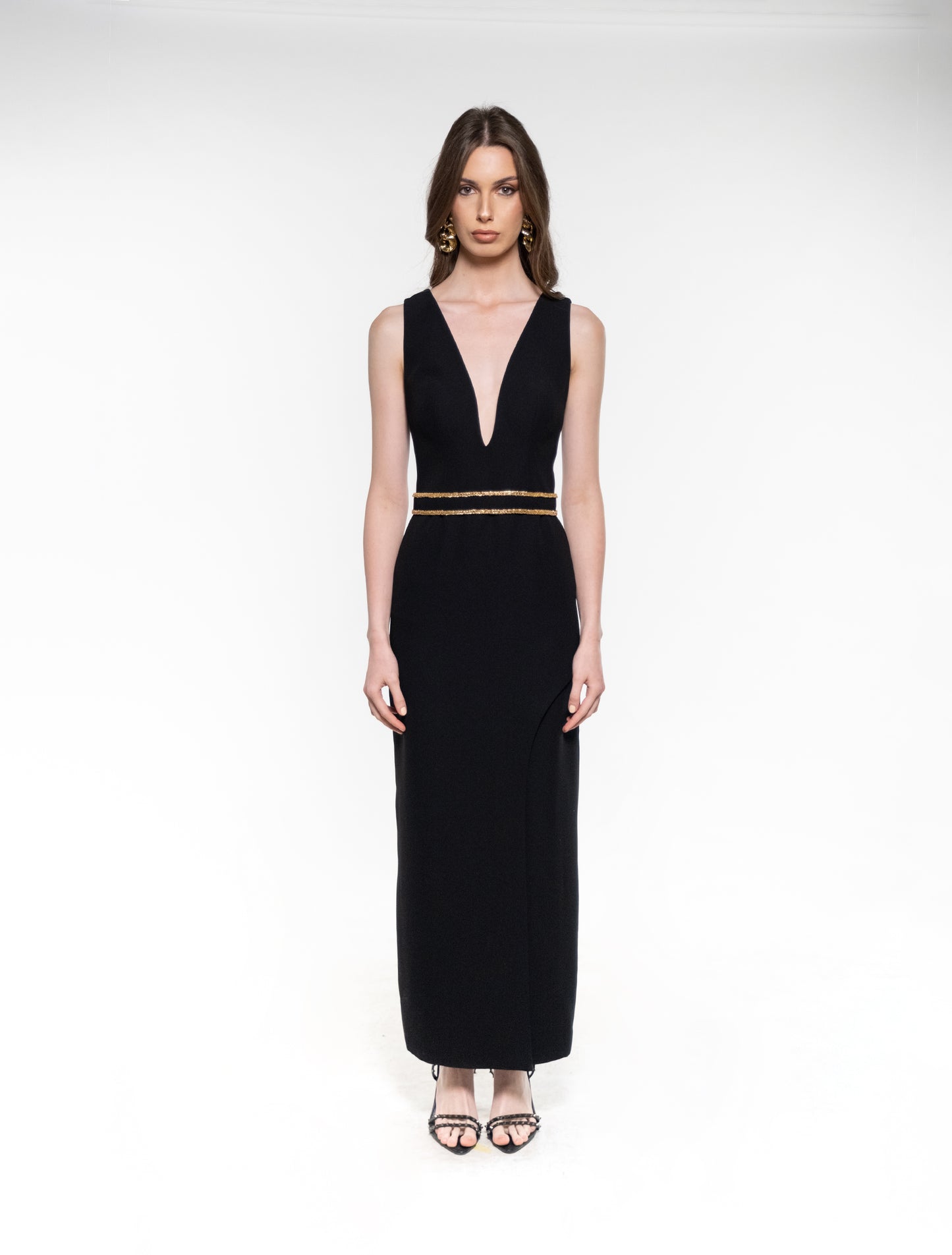 Black V-neck Maxi Dress with Gold Accents M Black V-neck Maxi Dress with Gold Accents M