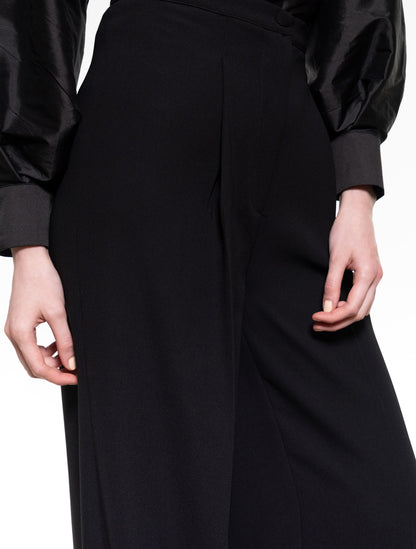 Black Wide-leg Pleated Pants