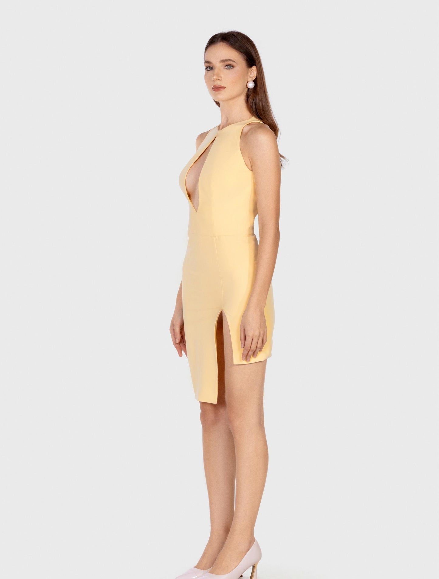 Yellow V-neck Sleeveless Dress with Side Slit