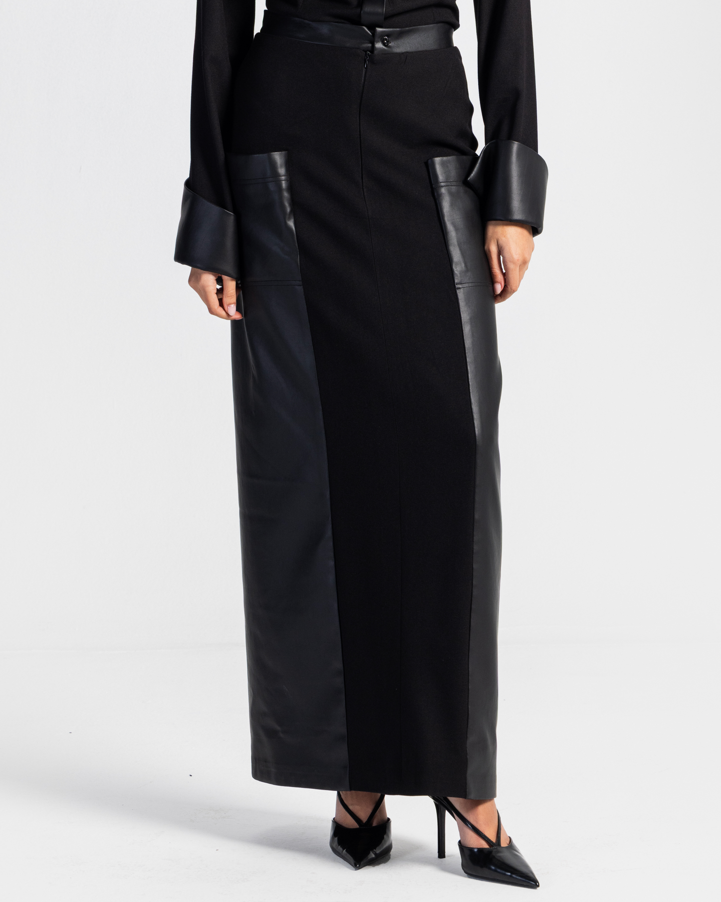 Impact Shirt & Skirt Leather Detail Set